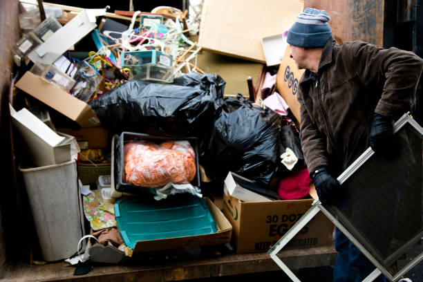 Best Yard Waste Removal  in Hudson, WI